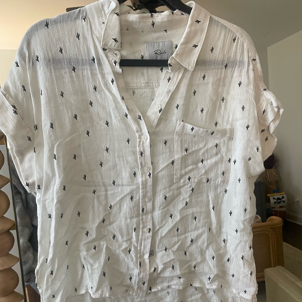 Rails White Shirt with Black cactus print